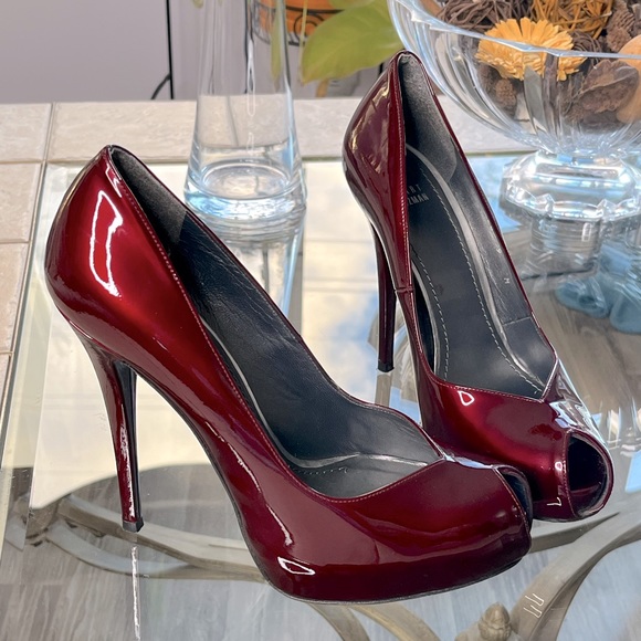 Stuart Weitzman Stiletto - Picture 1 of 14